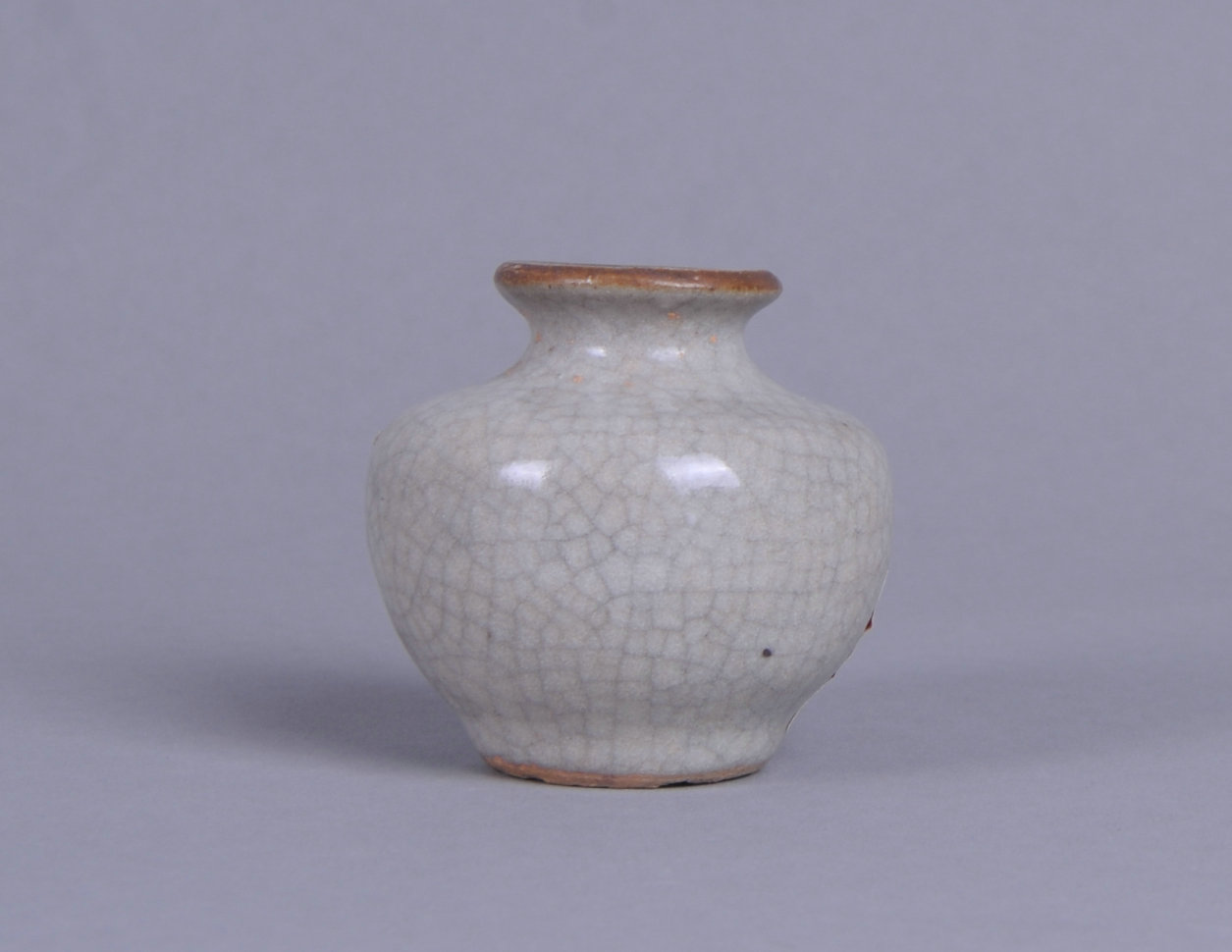 100761现代仿哥釉束颈酱口瓶