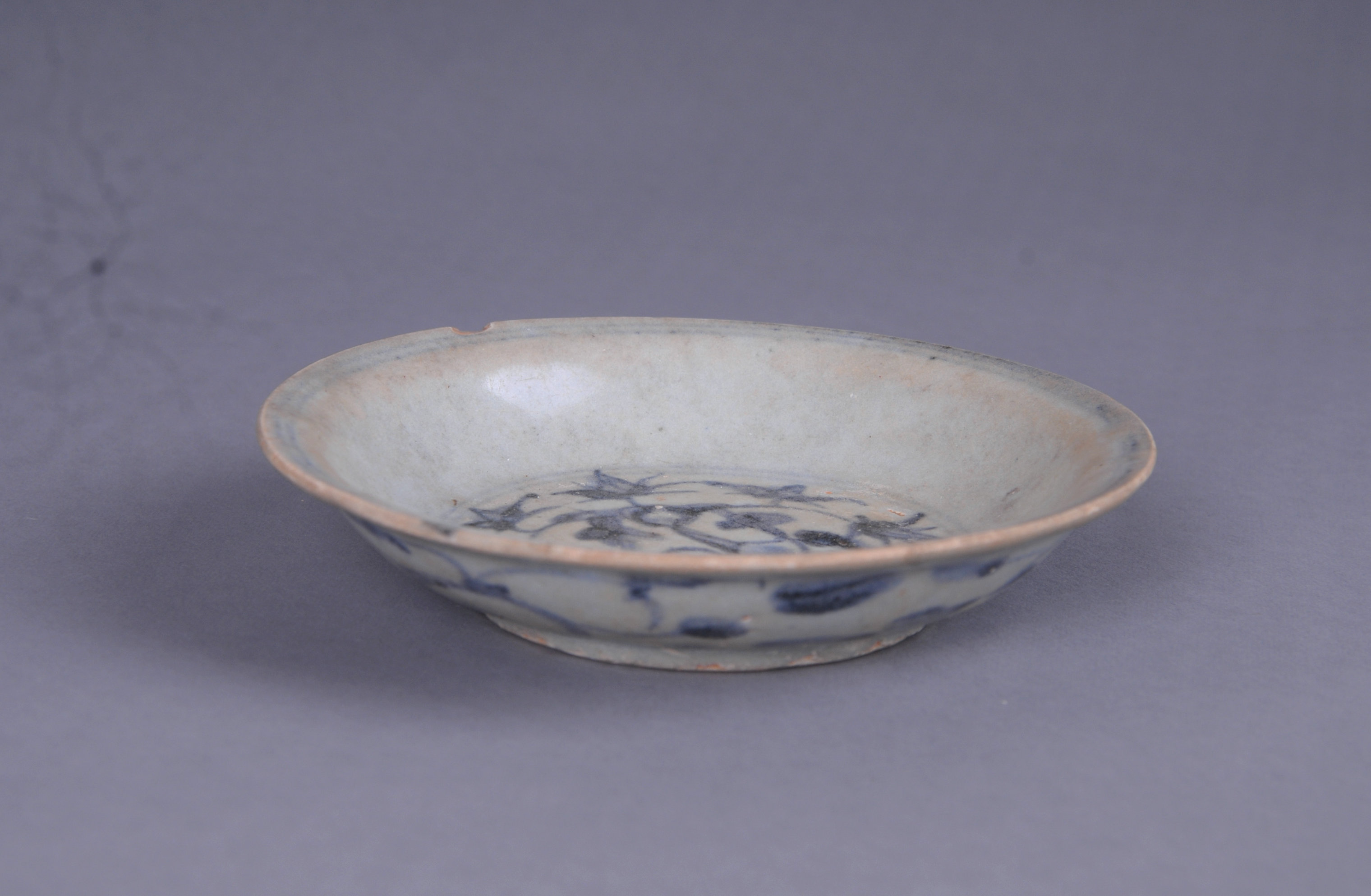 100660清青花树纹碟