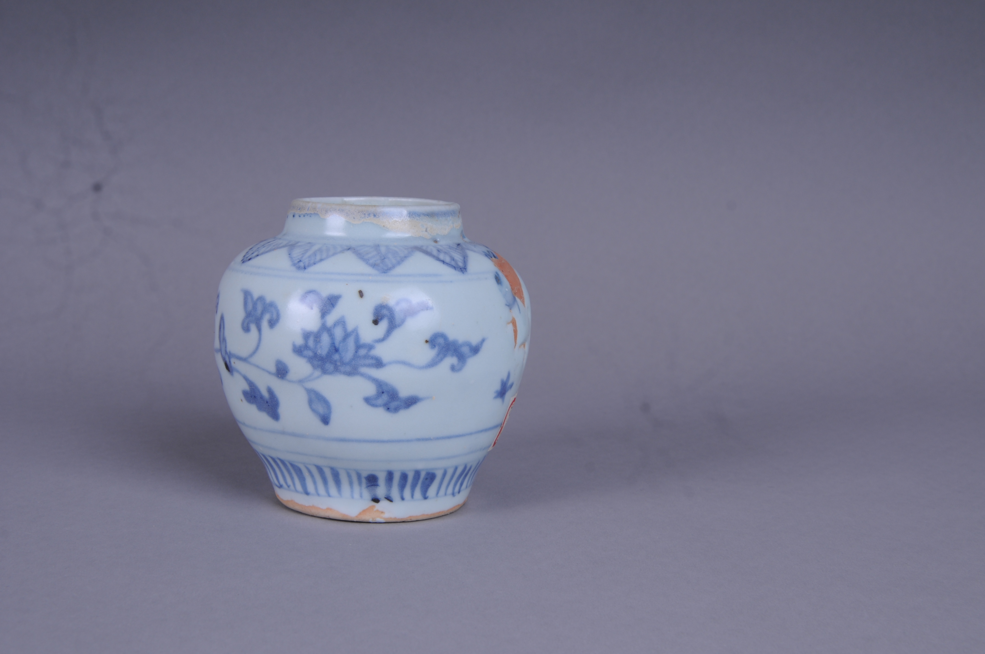 100709清青花蕉叶纹罐