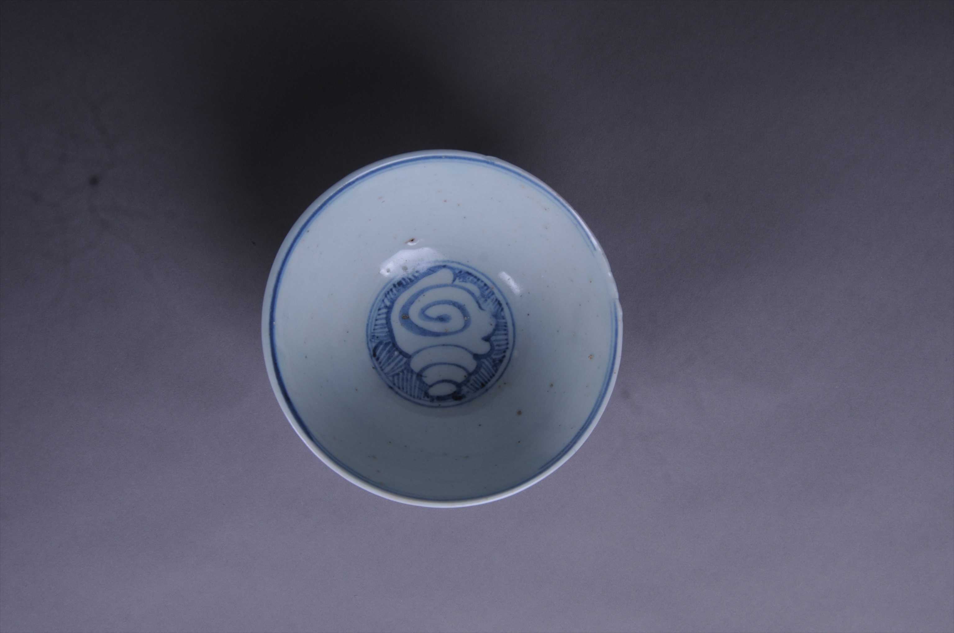 100721清青花漩涡纹碗